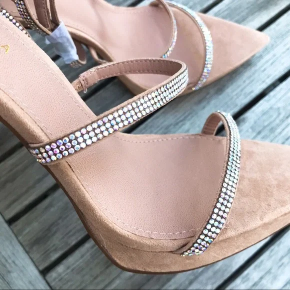 💎 TAN STRAPY SILVER RHINESTONE HIGH HEELS! - Picture 7 of 7